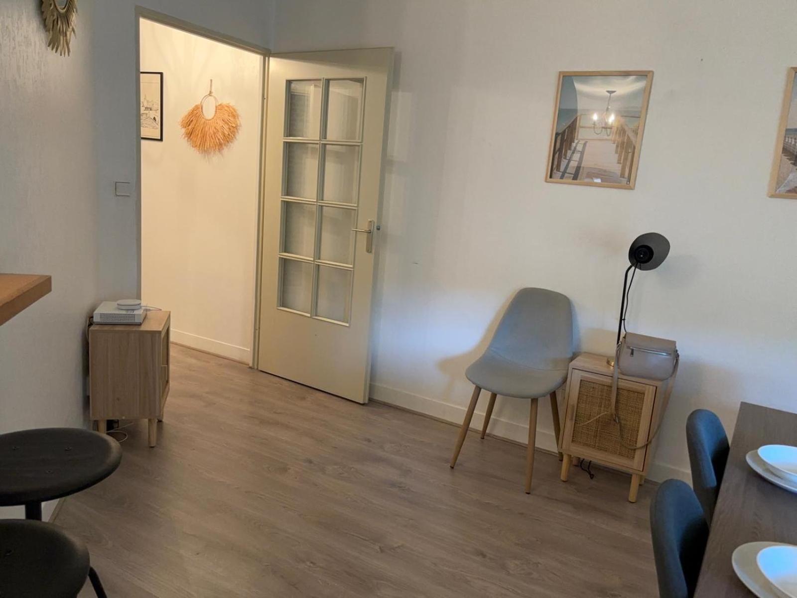En Centre Avec Cour Face Au Parc Pasteur Appartement *
